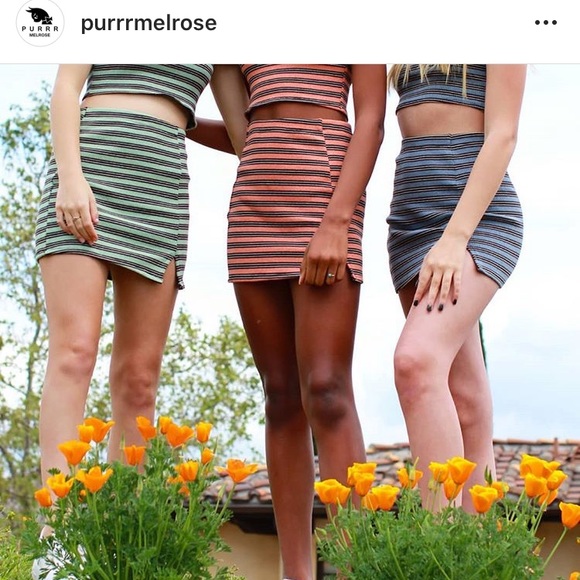 Two piece set - Picture 6 of 8